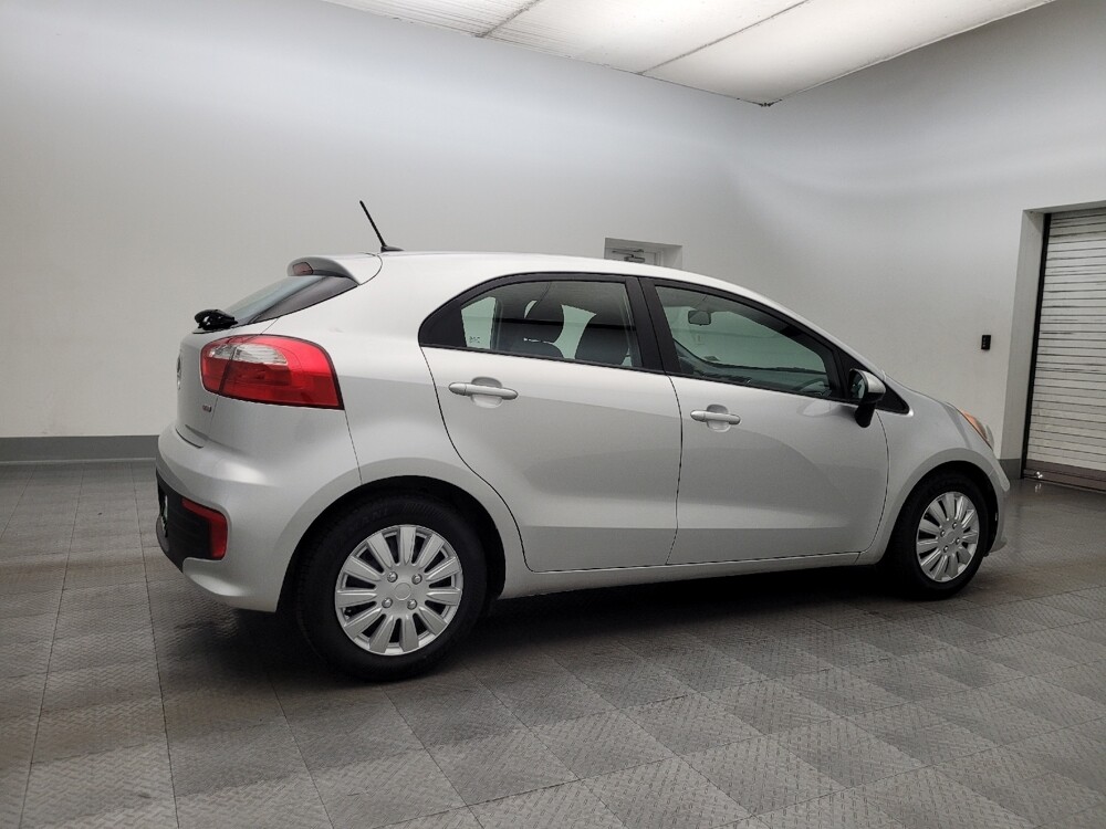 2016 Kia Rio in Glendale, AZ 85301 - 18096421 10