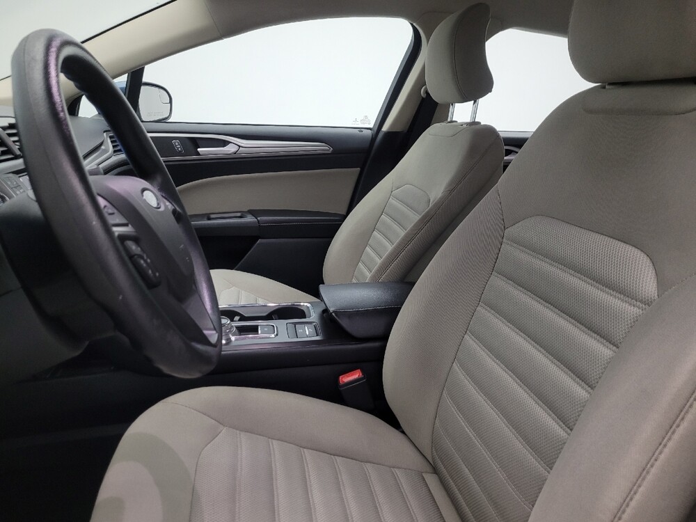 2018 Ford Fusion in Tucson, AZ 85705 - 18096422 17