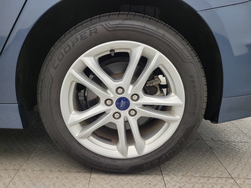 2018 Ford Fusion in Tucson, AZ 85705 - 18096422 31