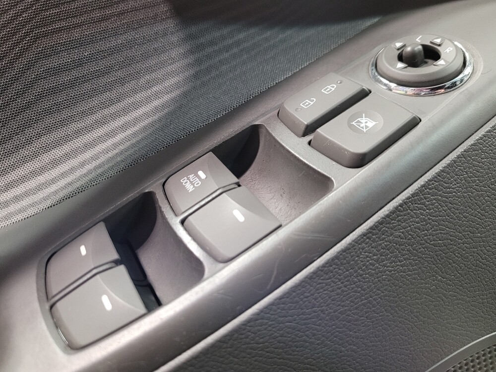 2013 Hyundai Elantra in Tucson, AZ 85705 - 18096424 27