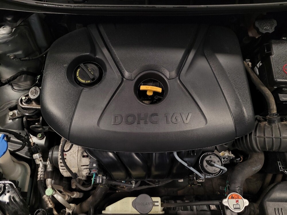 2013 Hyundai Elantra in Tucson, AZ 85705 - 18096424 30