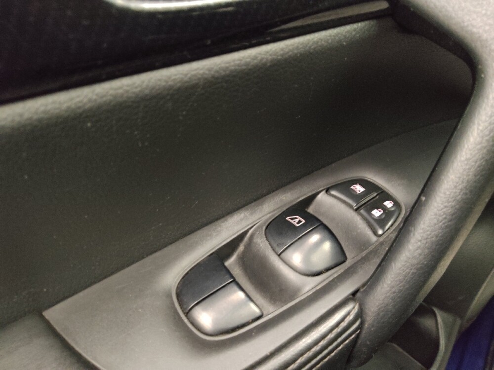 2019 Nissan Rogue in Lombard, IL 60148 - 18096426 27