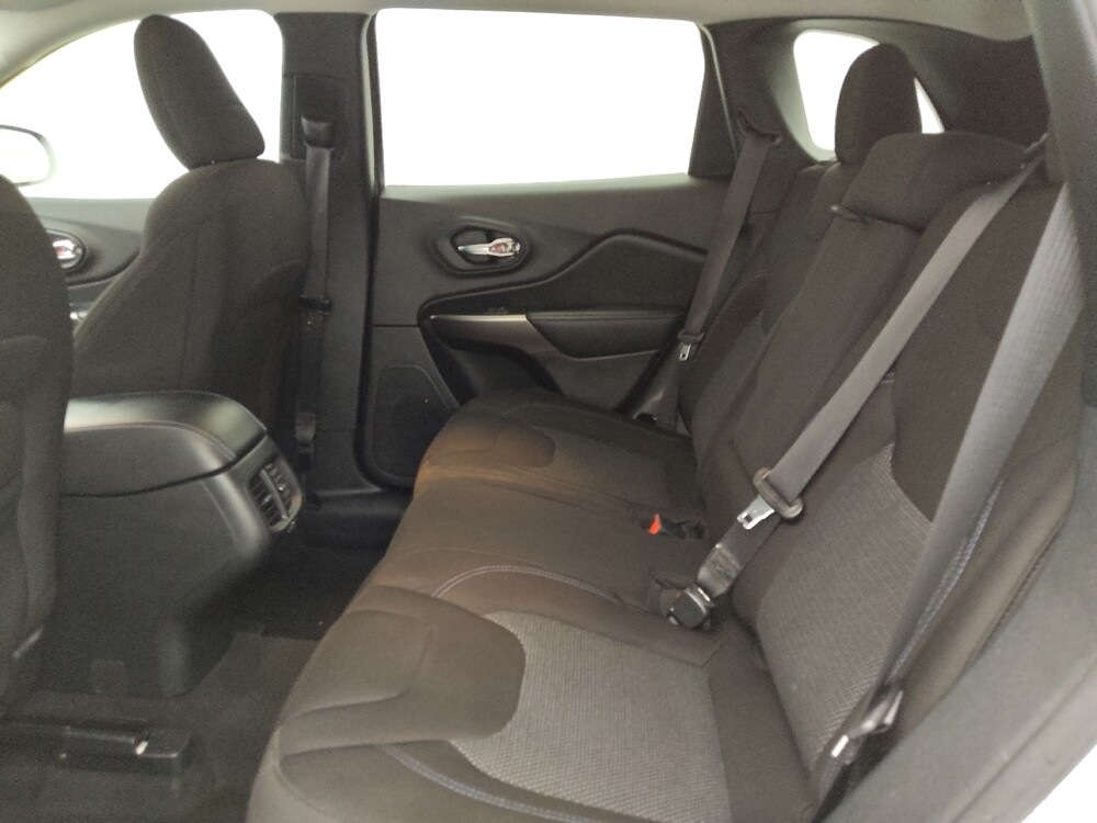 2020 Jeep Cherokee in Lakeland, FL 33815 - 18096430 18