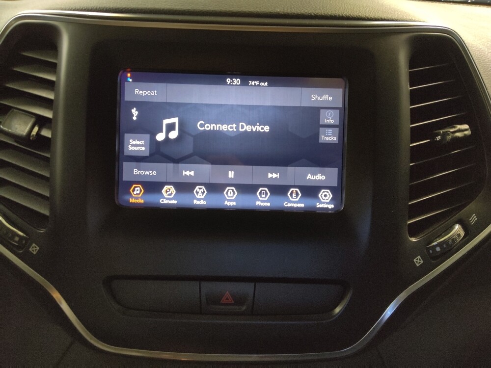 2020 Jeep Cherokee in Lakeland, FL 33815 - 18096430 25