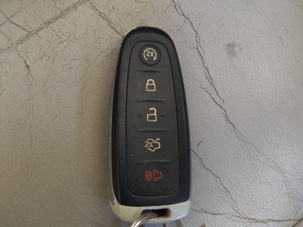 2013 Ford C-MAX in Lakeland, FL 33815 - 18096434 32