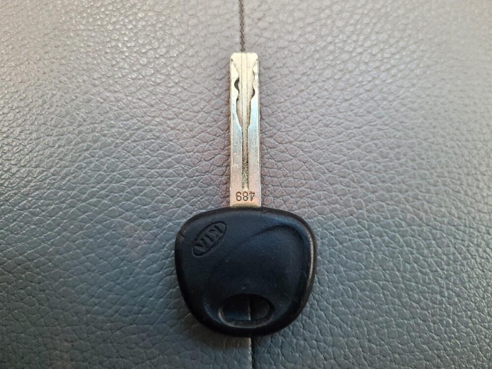 2013 Kia Sorento in Las Vegas, NV 89102 - 18096435 32