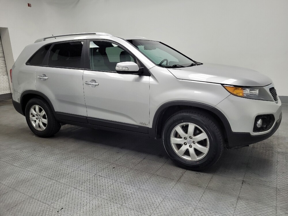 2013 Kia Sorento in Las Vegas, NV 89102 - 18096435 11