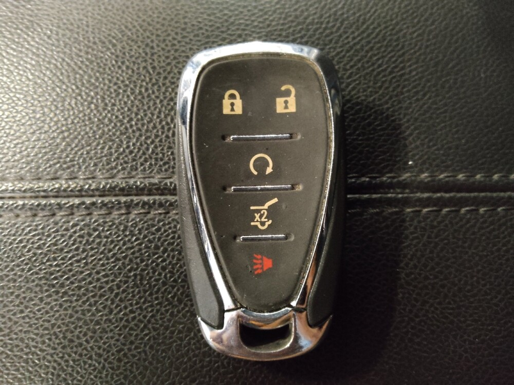 2020 Chevrolet Equinox in Mobile, AL 36606 - 18096447 32