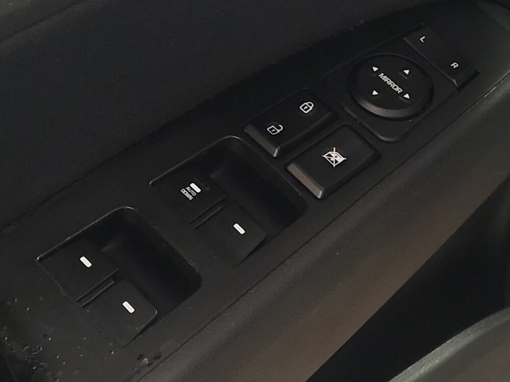 2020 Hyundai Elantra in Sanford, FL 32773 - 18096448 27