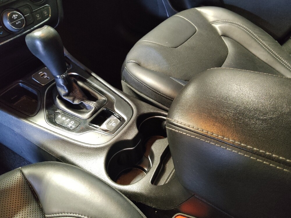 2019 Jeep Cherokee in Ocala, FL 34471 - 18096453 26