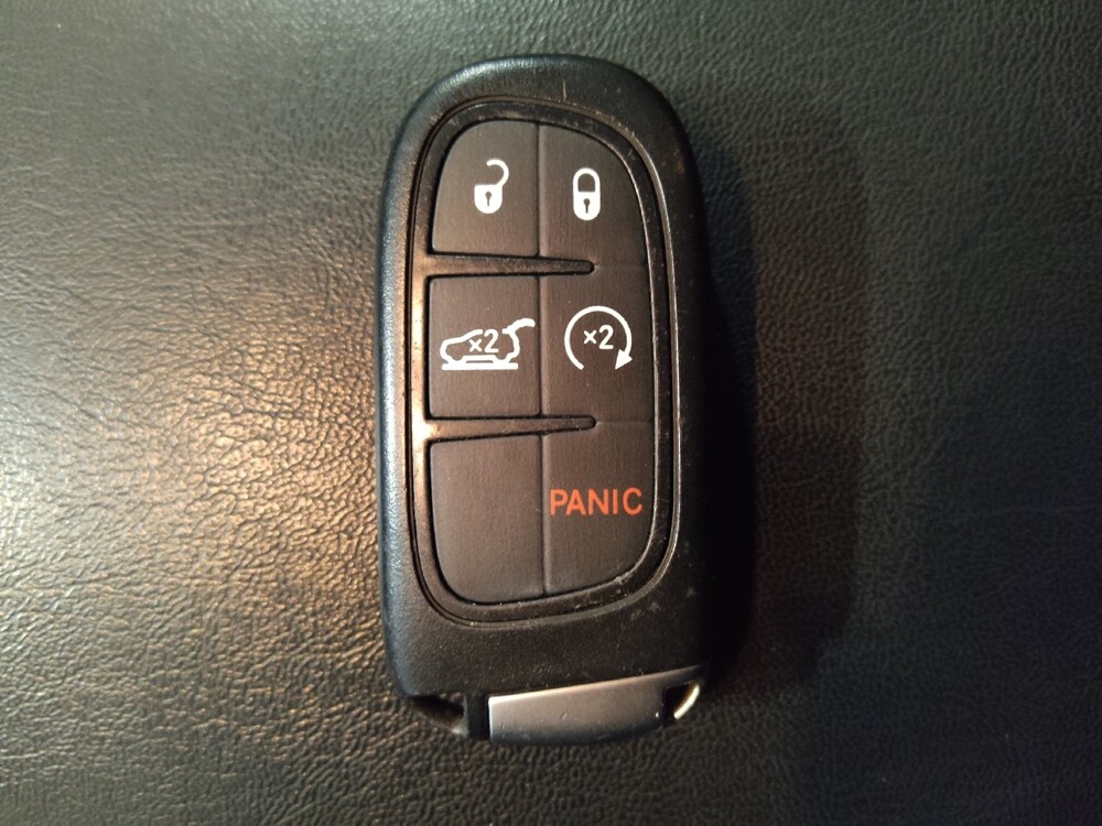 2019 Jeep Cherokee in Ocala, FL 34471 - 18096453 32