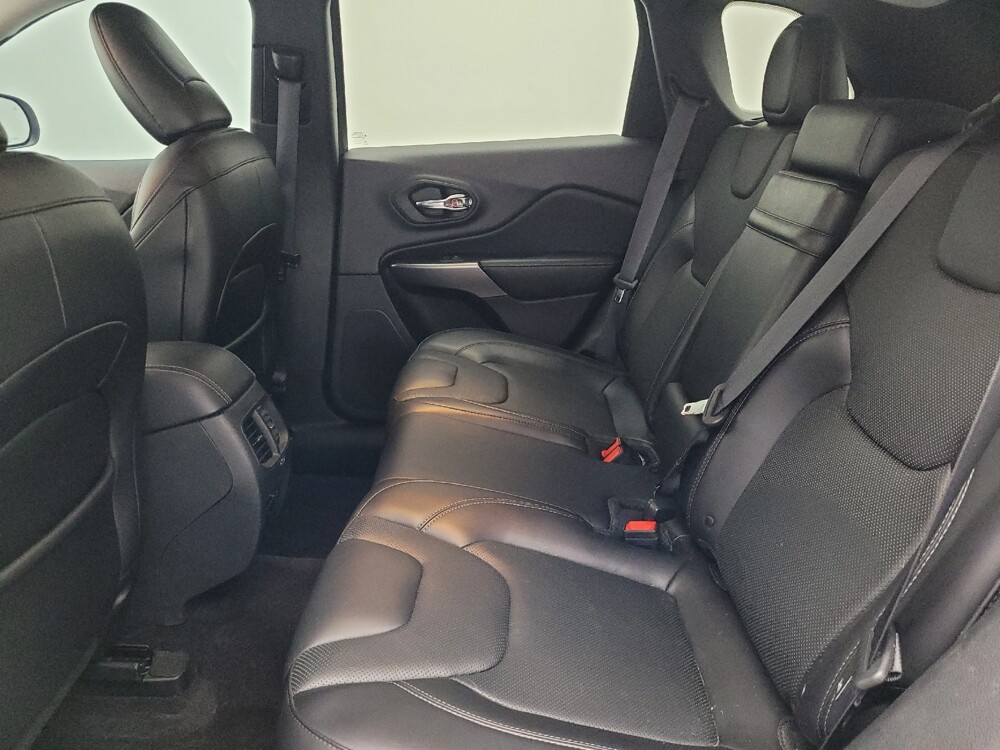 2019 Jeep Cherokee in Ocala, FL 34471 - 18096453 18