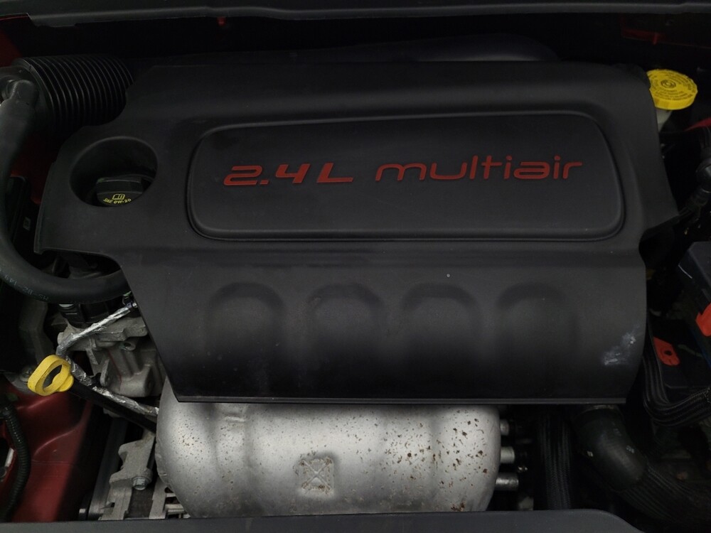 2018 Jeep Compass in Lauderdale Lakes, FL 33313 - 18096456 30