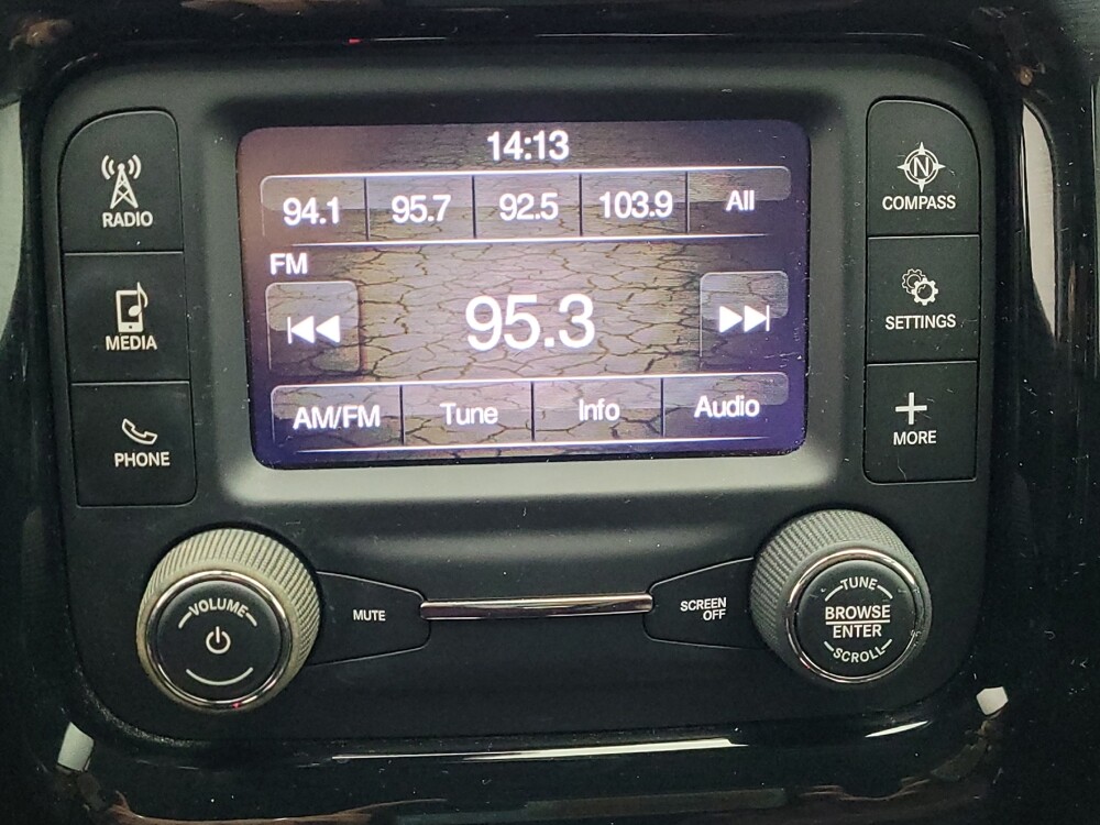 2018 Jeep Compass in Lauderdale Lakes, FL 33313 - 18096456 25