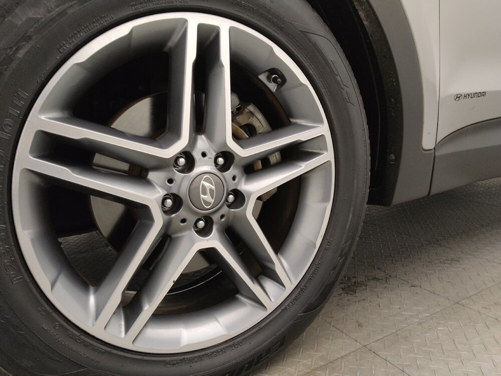 2017 Hyundai Santa Fe in Ocala, FL 34471 - 18096457 31