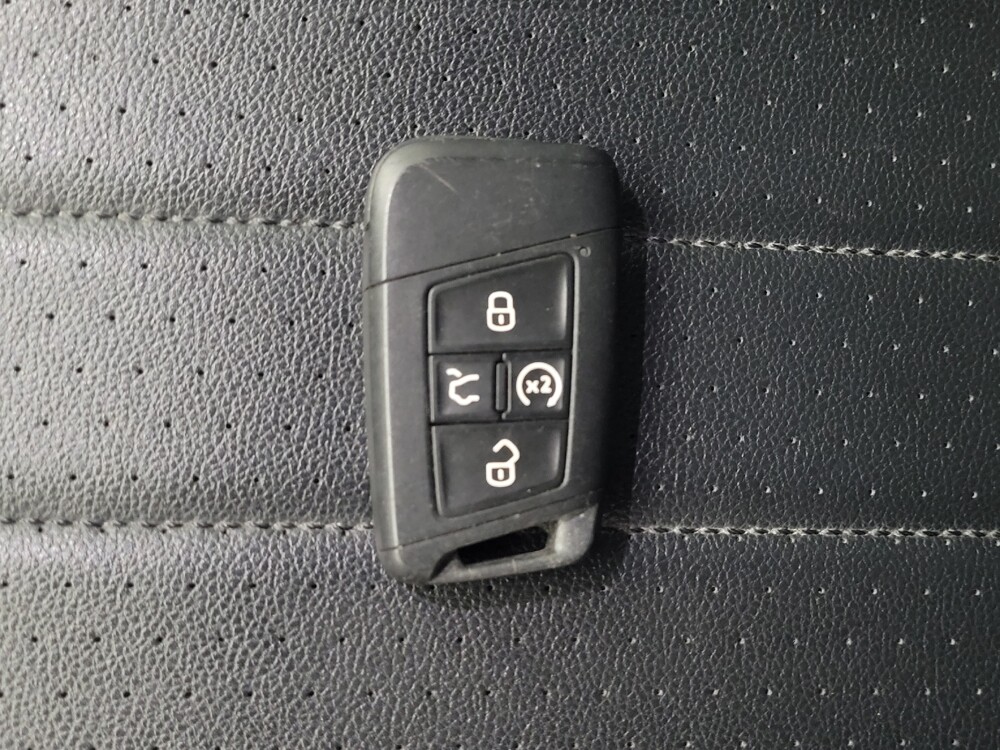 2022 Volkswagen Tiguan in Jacksonville, FL 32210 - 18096458 32