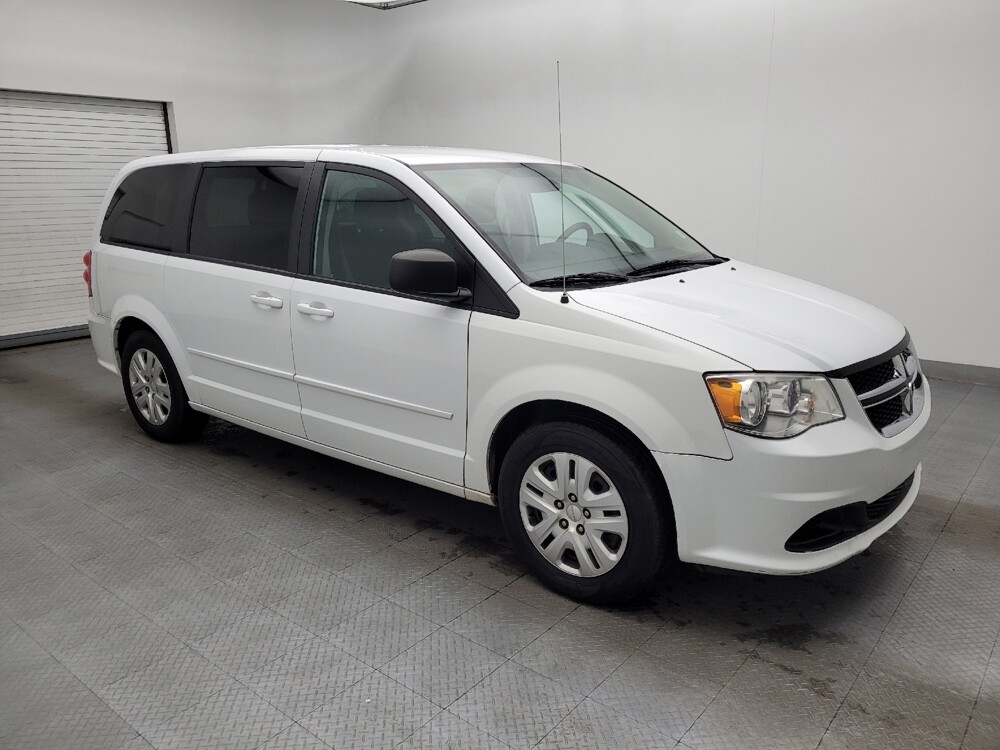2017 Dodge Grand Caravan in Greensboro, NC 27407 - 18096473 11