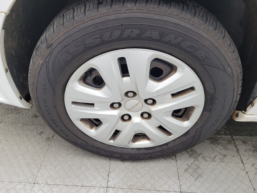 2017 Dodge Grand Caravan in Greensboro, NC 27407 - 18096473 31