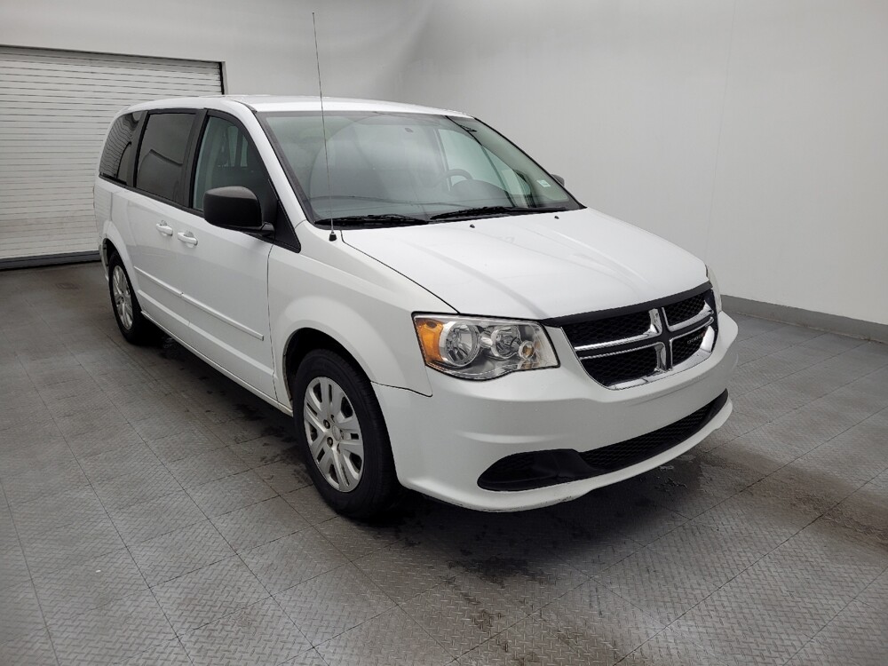 2017 Dodge Grand Caravan in Greensboro, NC 27407 - 18096473 13