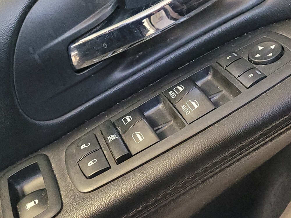 2017 Dodge Grand Caravan in Greensboro, NC 27407 - 18096473 27