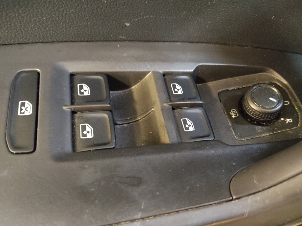 2020 Volkswagen Jetta in Raleigh, NC 27604 - 18096475 27