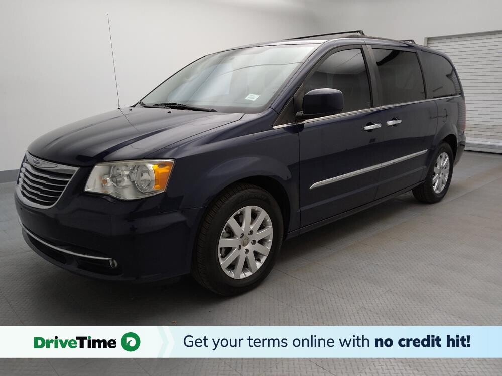 2016 Chrysler Town & Country in Colorado Springs, CO 80909 - 18096478