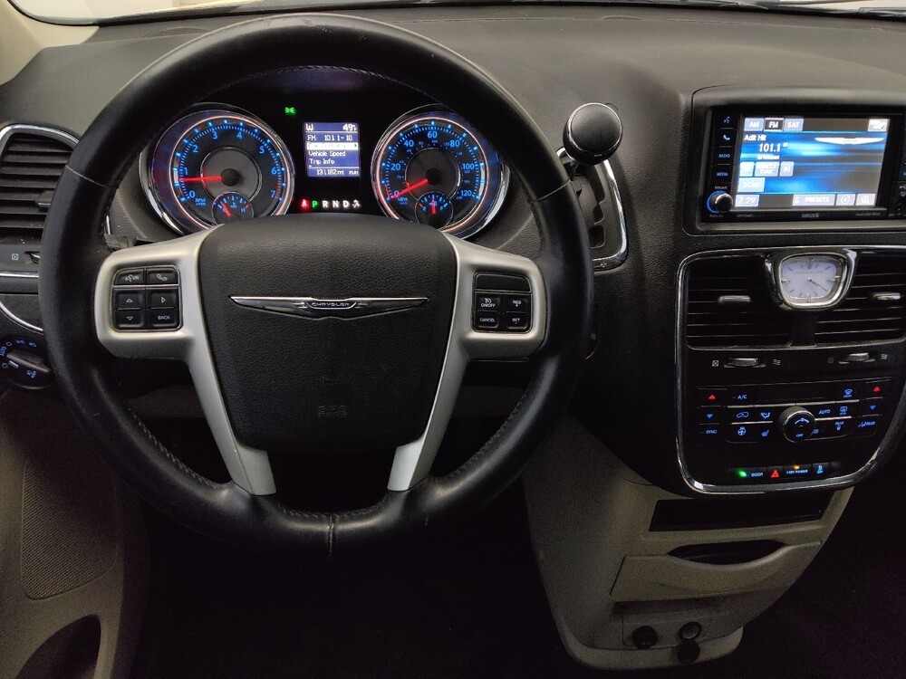 2016 Chrysler Town & Country in Colorado Springs, CO 80909 - 18096478 22