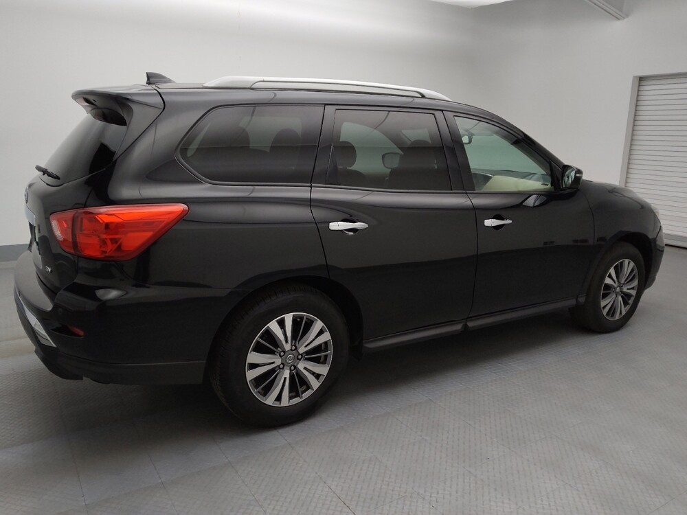 2020 Nissan Pathfinder in Colorado Springs, CO 80909 - 18096479 10