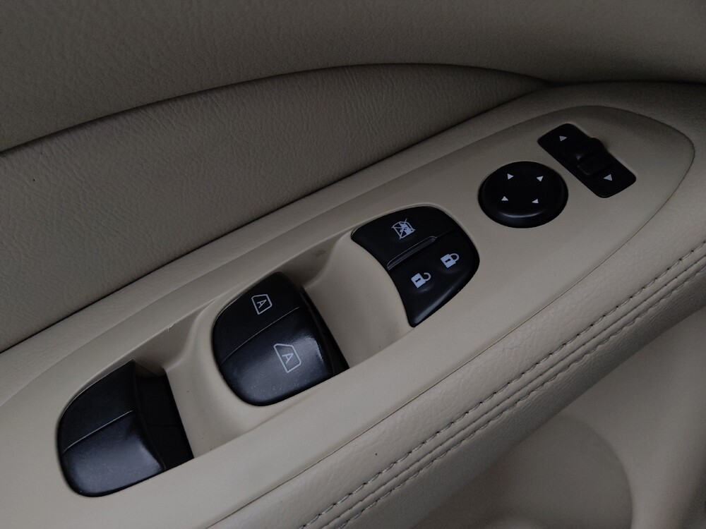 2020 Nissan Pathfinder in Colorado Springs, CO 80909 - 18096479 27