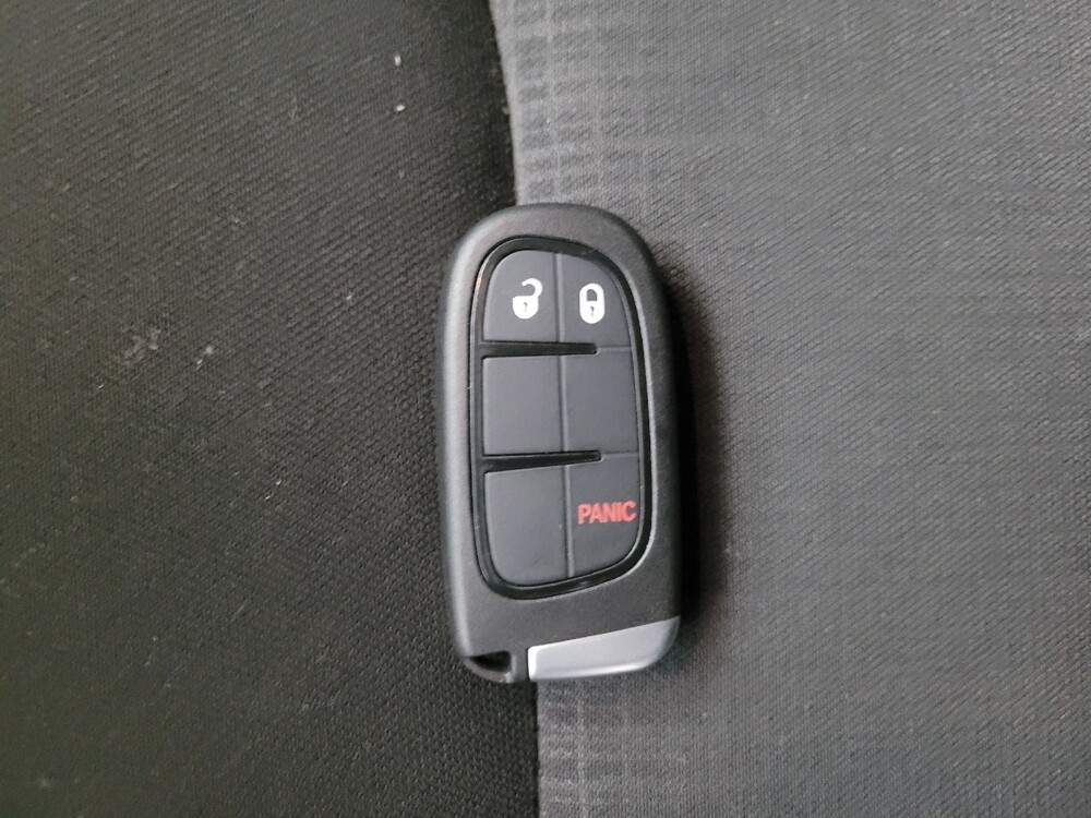 2016 Jeep Cherokee in Huntsville, AL 35816 - 18096483 32