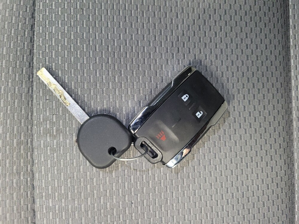 2018 Chevrolet Silverado 1500 in Antioch, TN 37013 - 18096484 32