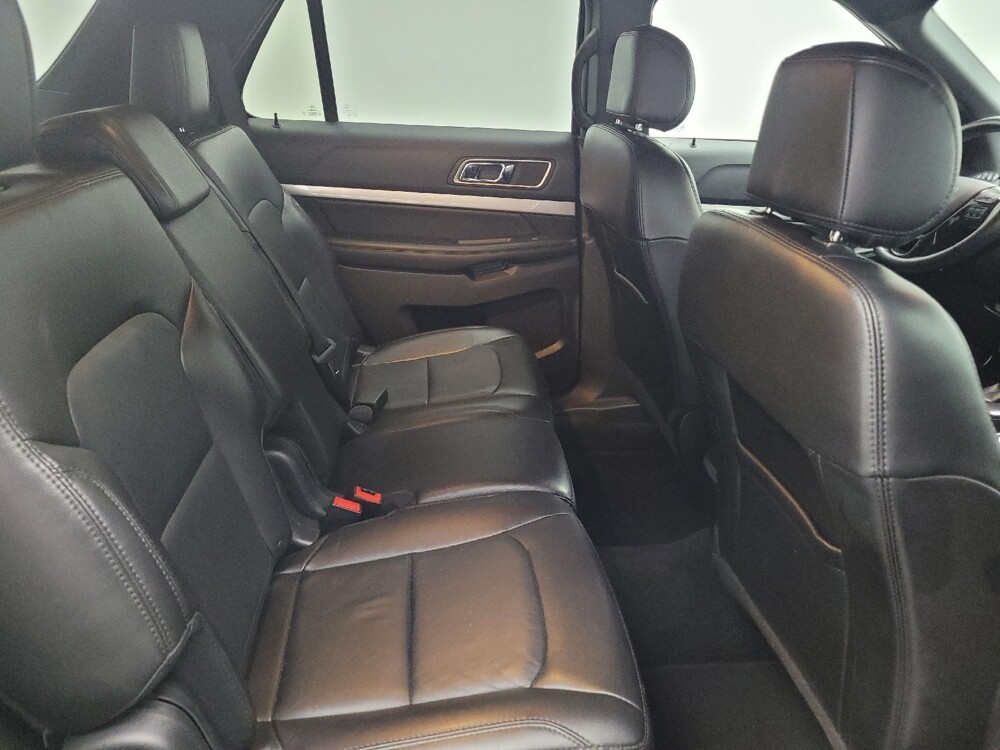 2017 Ford Explorer in Antioch, TN 37013 - 18096490 19
