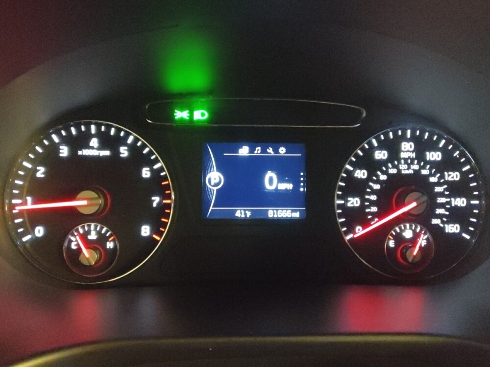 2017 Kia Sorento in Houston, TX 77060 - 18096492 23