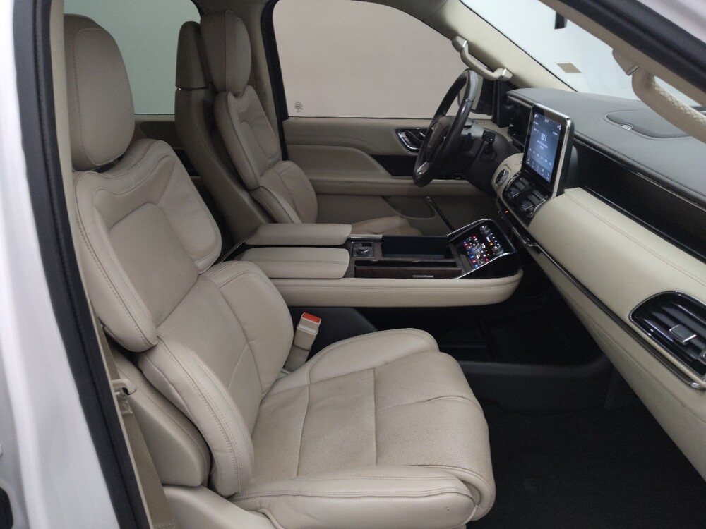 2019 Lincoln Navigator in Houston, TX 77060 - 18096493 21
