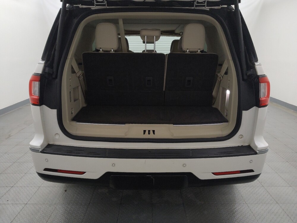 2019 Lincoln Navigator in Houston, TX 77060 - 18096493 29