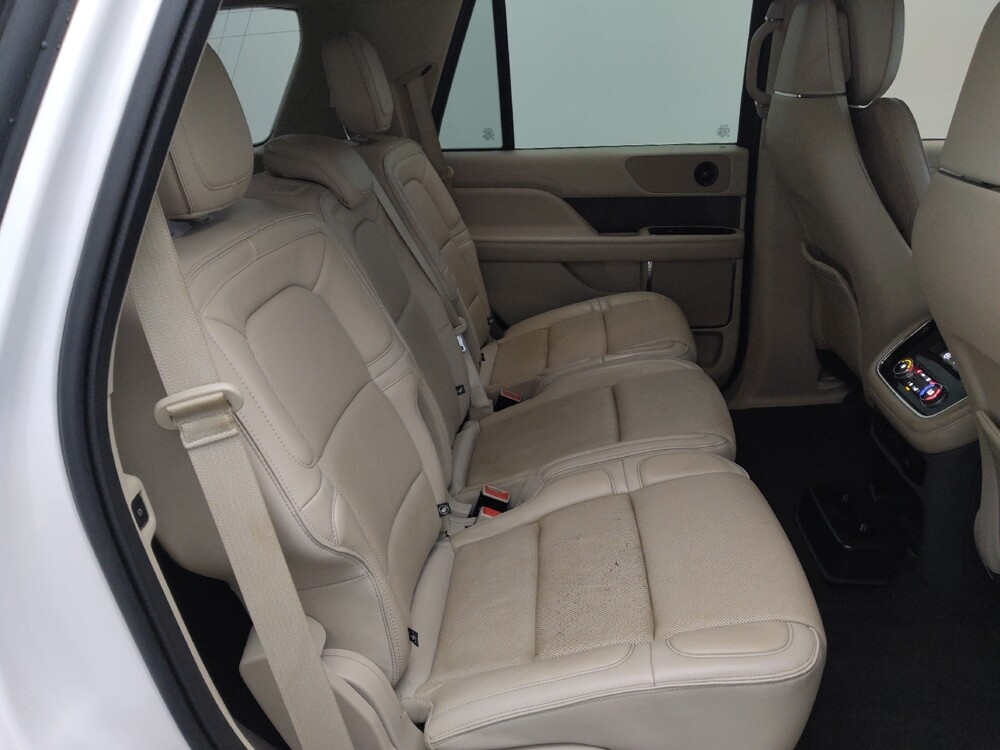 2019 Lincoln Navigator in Houston, TX 77060 - 18096493 19