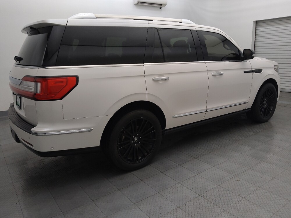 2019 Lincoln Navigator in Houston, TX 77060 - 18096493 10