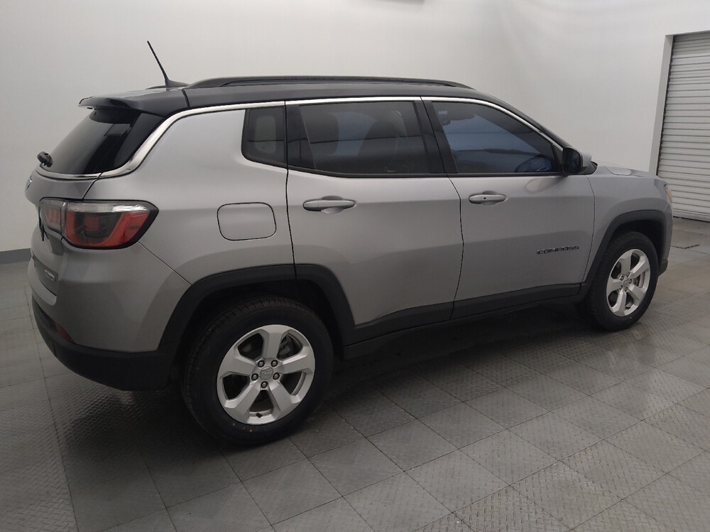 2019 Jeep Compass in Houston, TX 77060 - 18096496 10