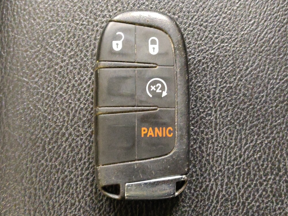 2019 Jeep Compass in Houston, TX 77060 - 18096496 32