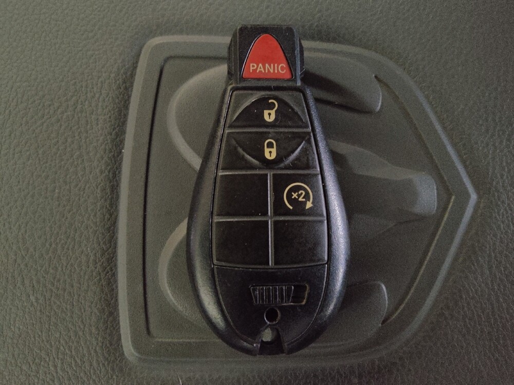 2017 RAM 1500 in Knoxville, TN 37923 - 18096501 32