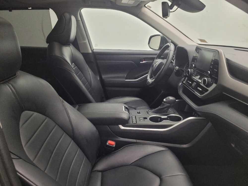 2022 Toyota Highlander in Lexington, KY 40509 - 18096504 21