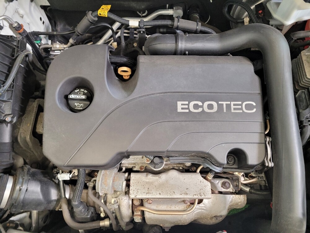 2019 Chevrolet Equinox in Lexington, KY 40509 - 18096509 30