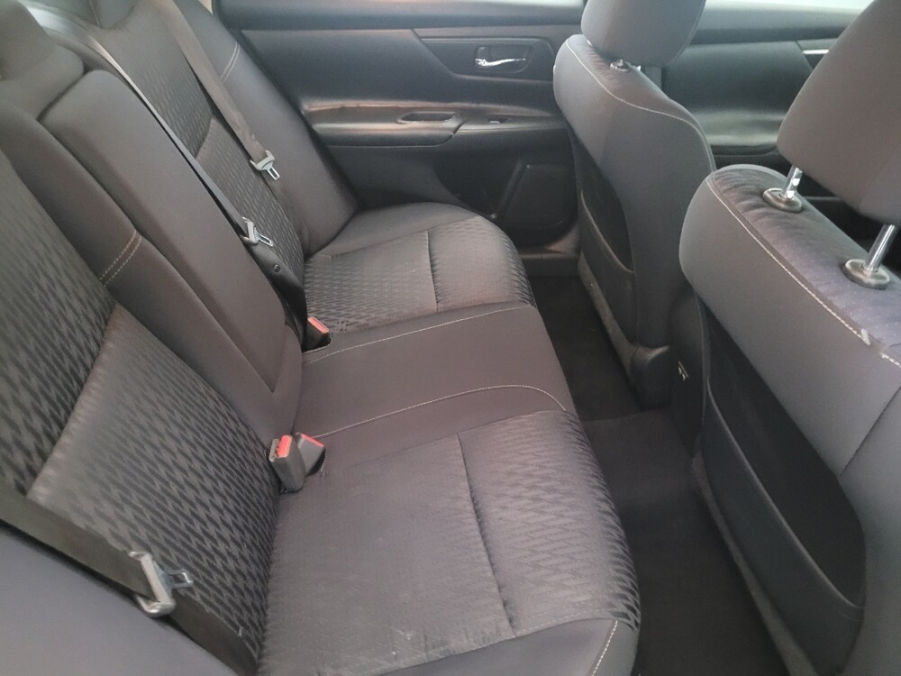 2018 Nissan Altima in Williamstown, NJ 8094 - 18096520 19