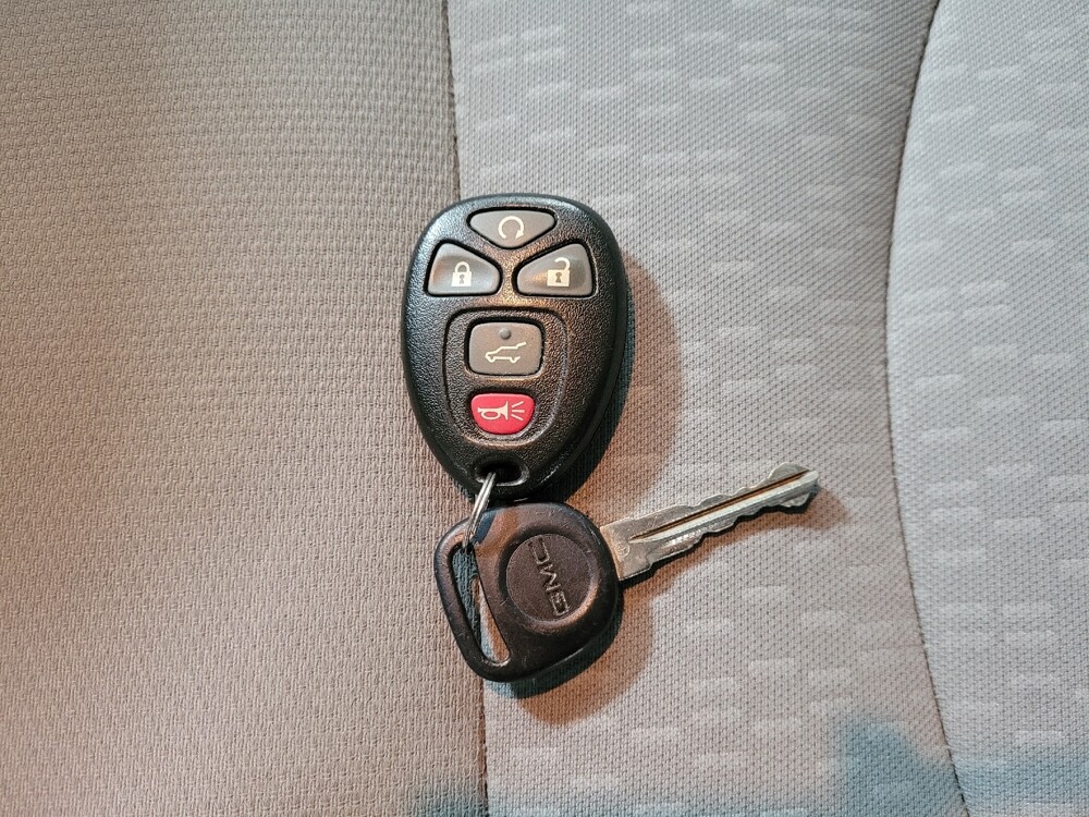 2014 GMC Acadia in Langhorne, PA 19047 - 18096526 32