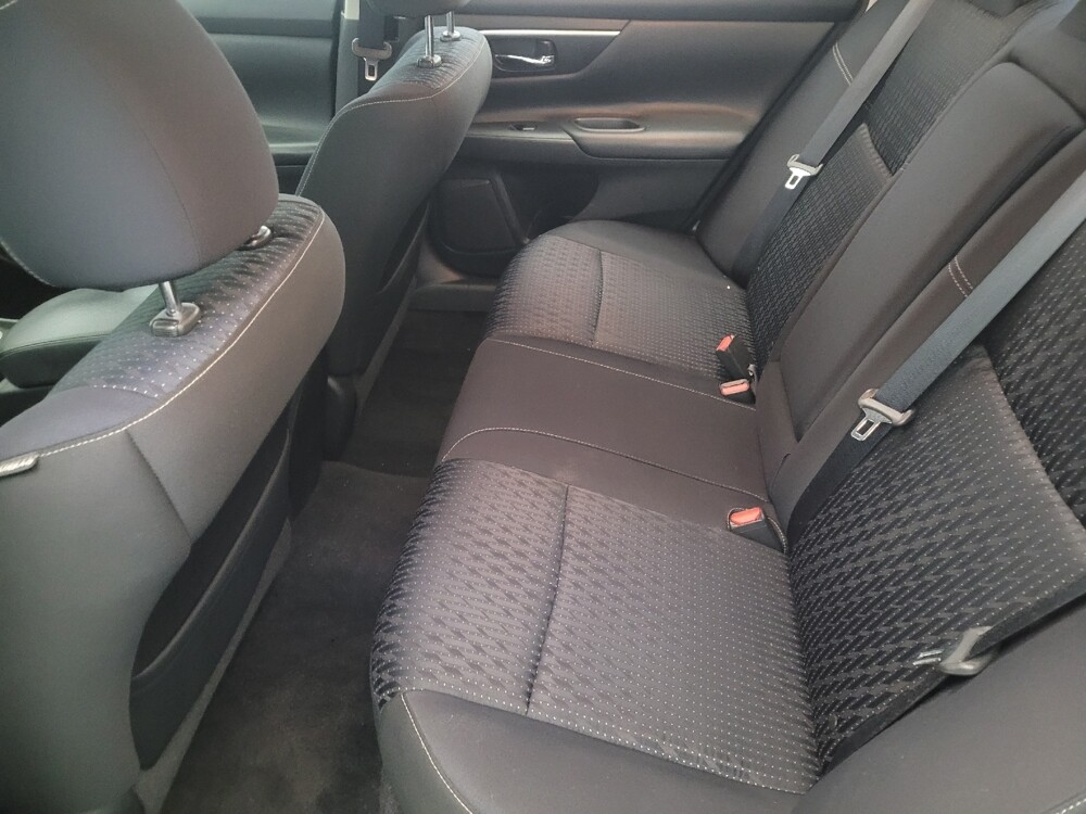 2016 Nissan Altima in Williamstown, NJ 8094 - 18096532 18