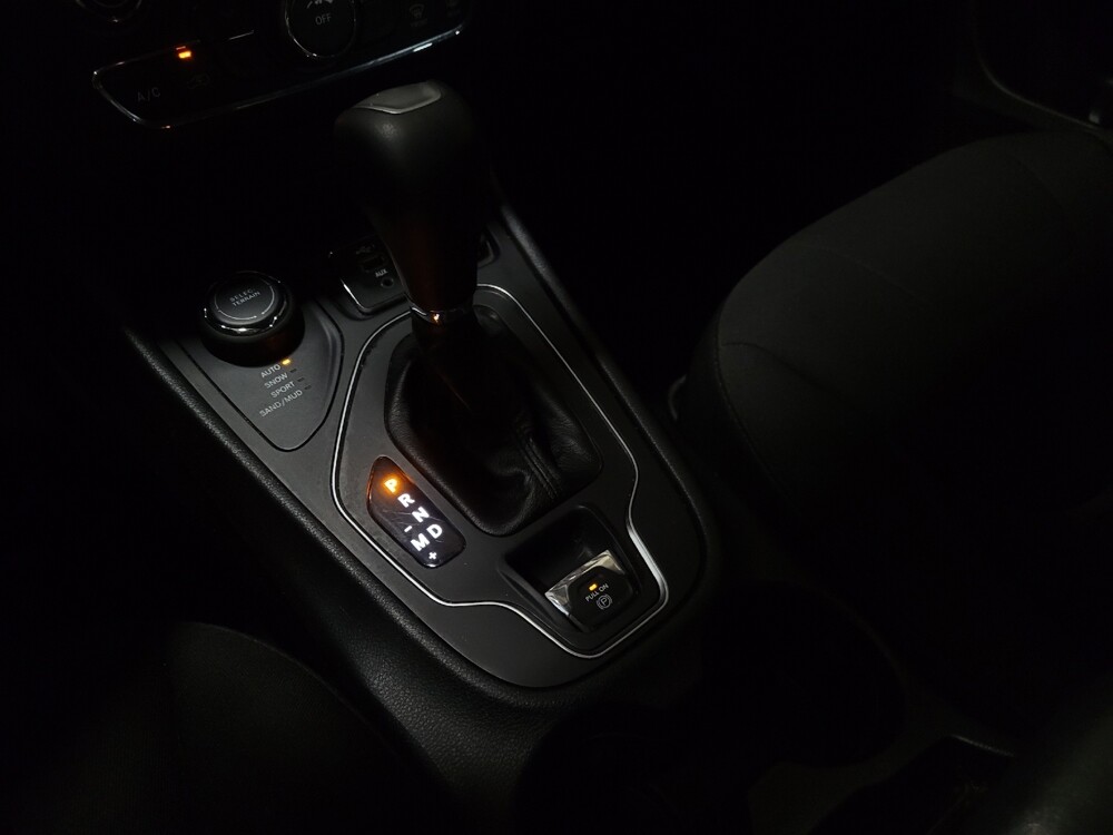 2020 Jeep Cherokee in Richmond, VA 23235 - 18096536 26