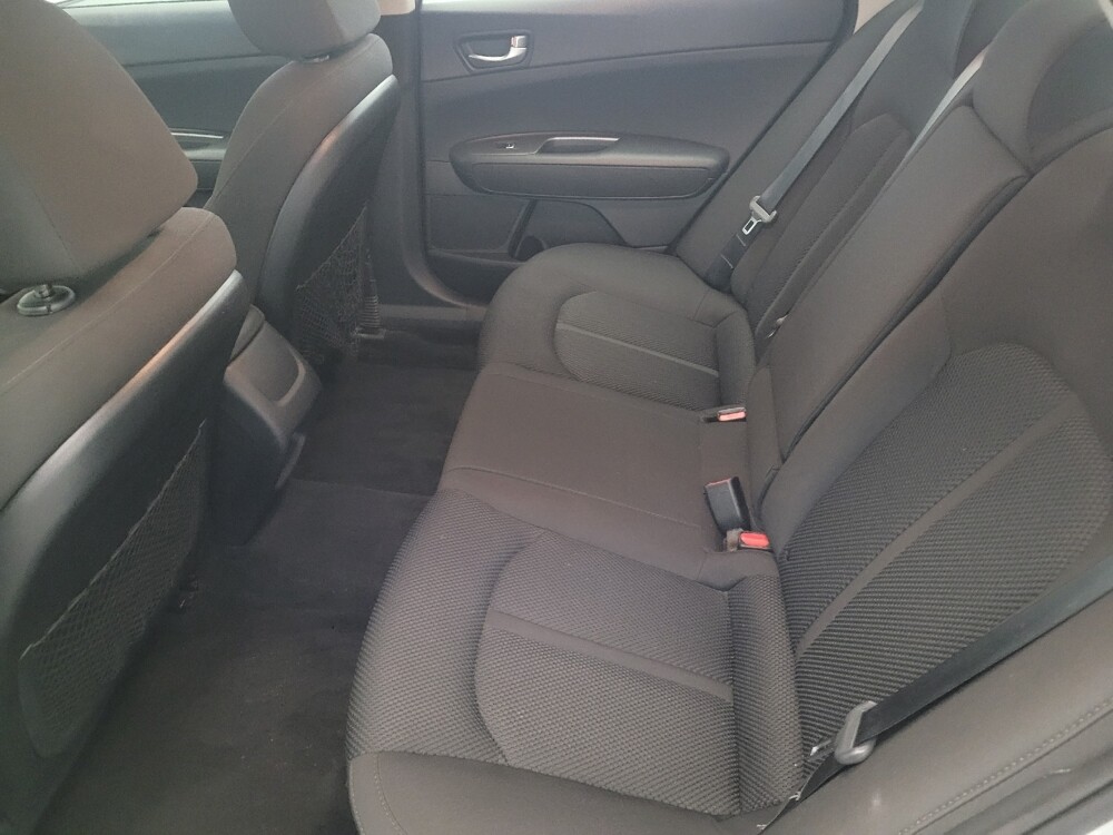 2020 Kia Optima in Newport News, VA 23601 - 18096537 18