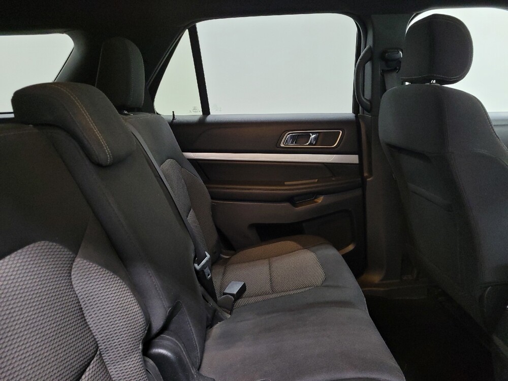 2017 Ford Explorer in Langhorne, PA 19047 - 18096538 19