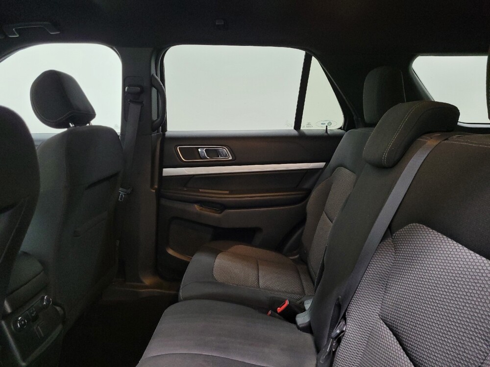 2017 Ford Explorer in Langhorne, PA 19047 - 18096538 18