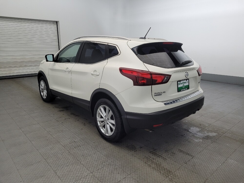 2017 Nissan Rogue Sport in New Castle, DE 19720 - 18096543 5